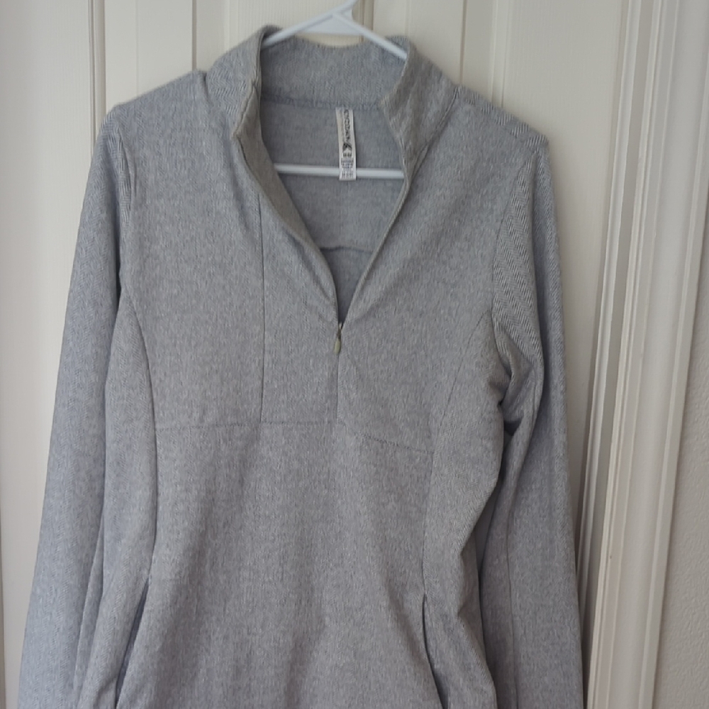 Medium Kyodan Light Gray Women's Quarter-Zip Sweater‎